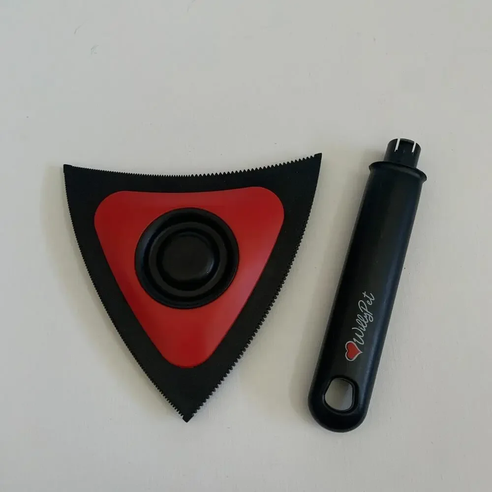 Pet Hair Remover Car Cleaning Dog Hair Remover for Carpet Car Interior Triangle